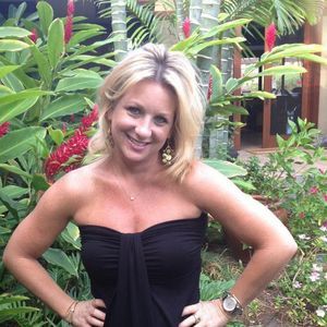 Meet your Posher, Debbie